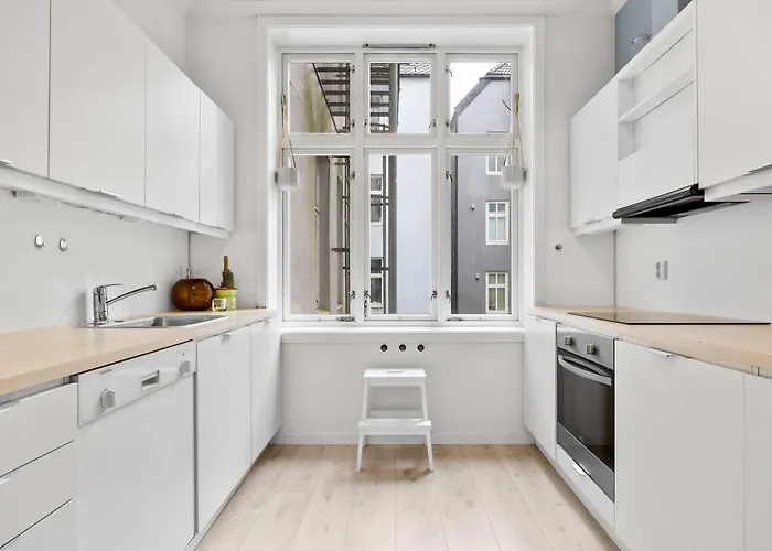 Large 4br In Quiet Nygaard Daire