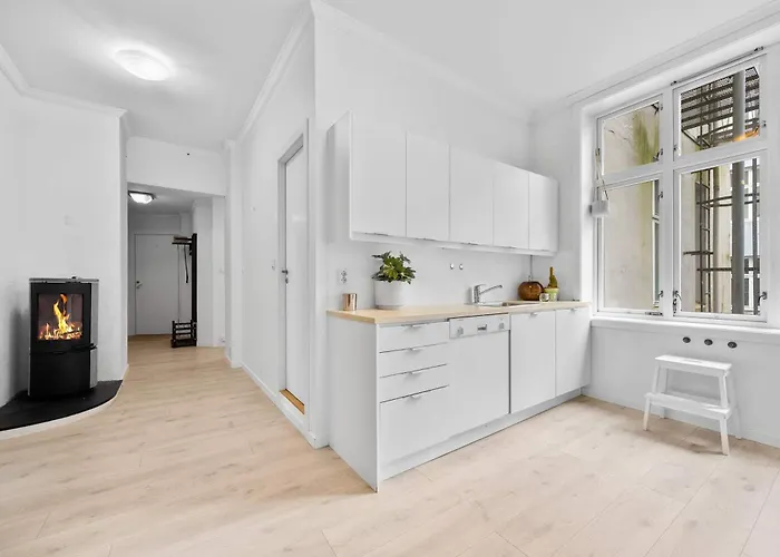 Large 4br In Quiet Nygaard * Bergen