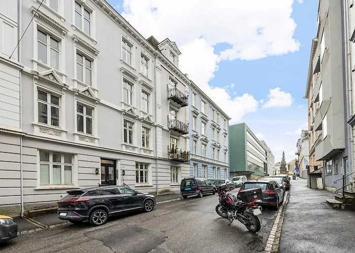 Appartamento Large 4br In Quiet Nygaard *