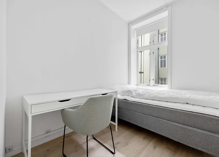 Appartamento Large 4br In Quiet Nygaard *